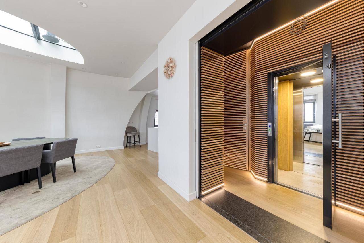 Triplex Penthouse In The City Center Brüssel Exterior foto