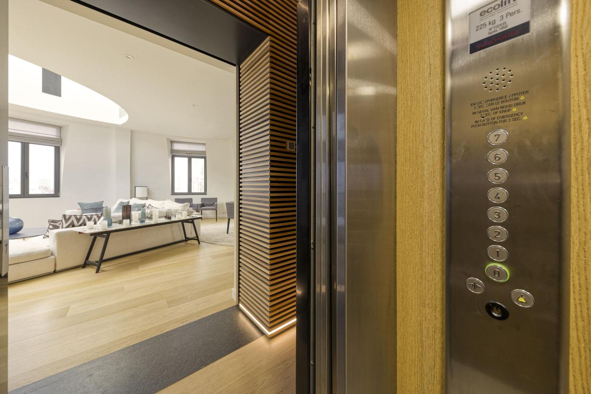 Triplex Penthouse In The City Center Brüssel Exterior foto